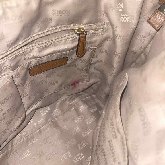 MK Purse & Wallet Set - Picture 5 of 6